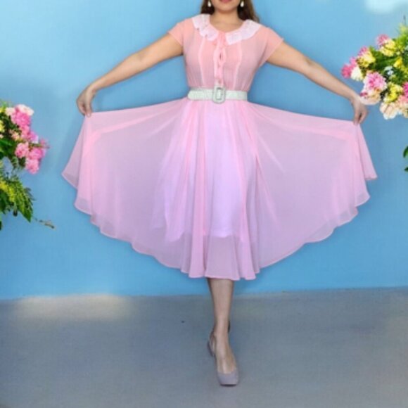 Vintage Pink nightgown dress Medium - Picture 7 of 12